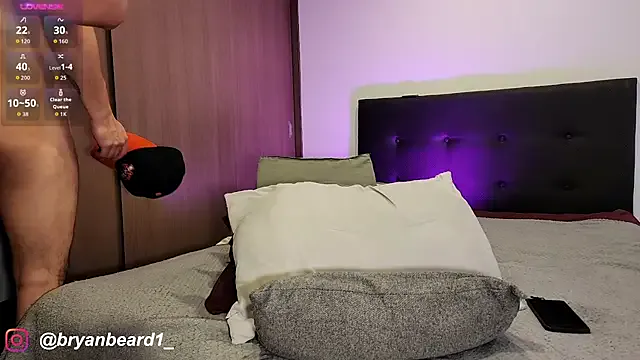 bryanbeard_ — Finger Bryan ass