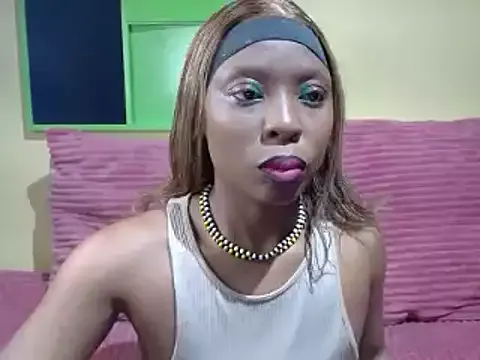 CocoSheila on StripChat 