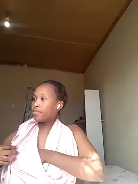 daddysgirly20 on StripChat 