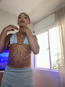 Emaa- on StripChat 