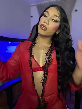 Emaa- on StripChat 