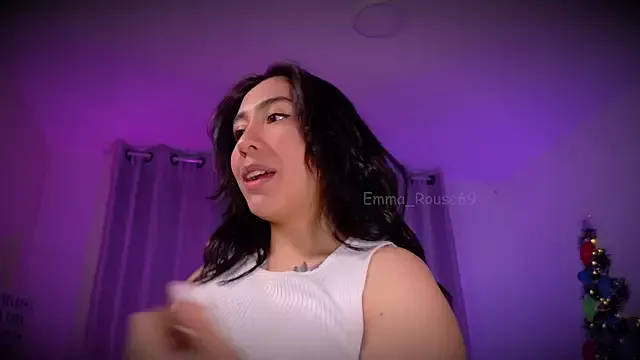 emma_rouse69 on StripChat 