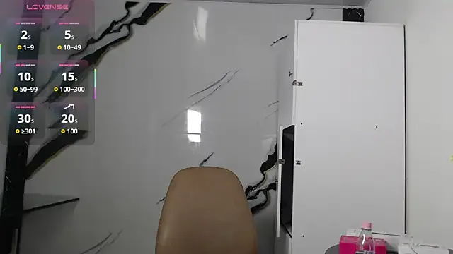 esmeralda-bk on StripChat 