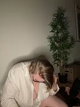 EveBaker04 on StripChat 