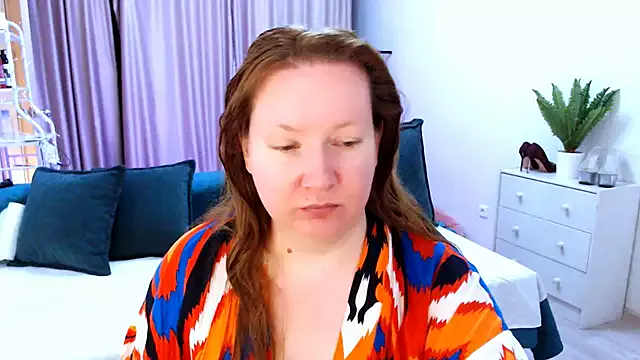 GoddessLara on StripChat 