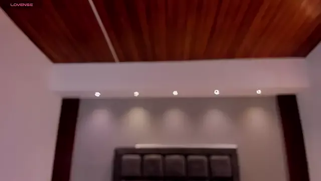 Hannaa_Evanss on StripChat 