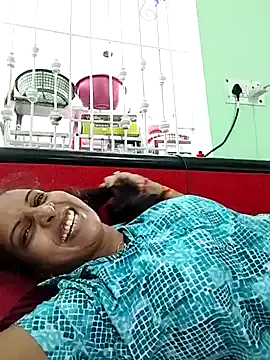 Hotty-Nidhi on StripChat 