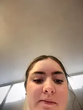 imlindapink — Wet pussy + fingering 