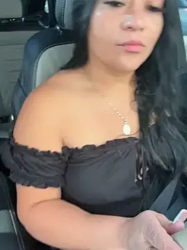 Indira_Nahali1 — play pussy cumm near neighbor