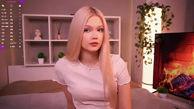 KaryTasch — gently pinch the owl's butt