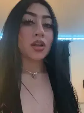 KittyRous on StripChat 