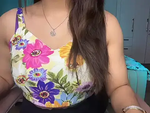 Laila_on_Fire on StripChat
