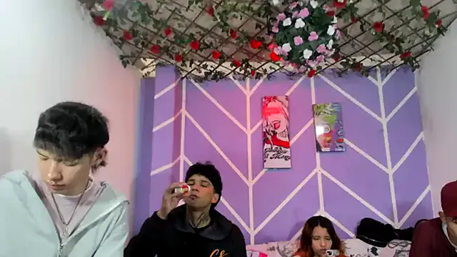 lau_and_boys18 — kiss hot