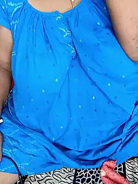 Lily_Rosy on StripChat 