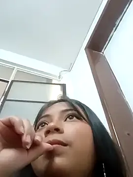 LilyCutee_ on StripChat 