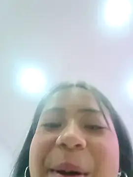LilyCutee_ on StripChat 
