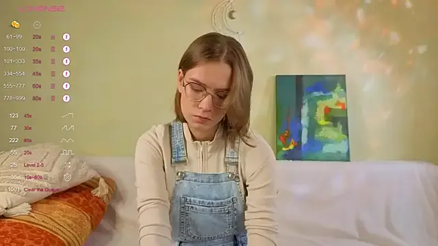 LinnGee on StripChat 
