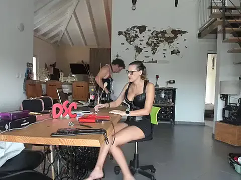 Madame_Callie on StripChat 