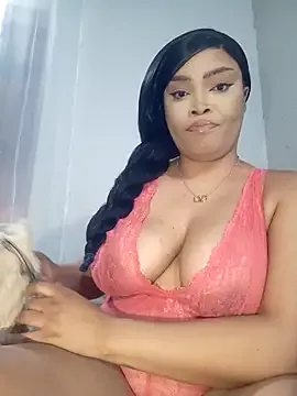 MadamPinky on StripChat 