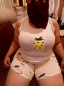 mayakhalyfaa — Freechat on StripChat