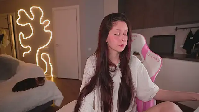 melissaxcbx — Cum with lovense inside pussy