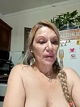 Melmamalhuda@xh on StripChat 