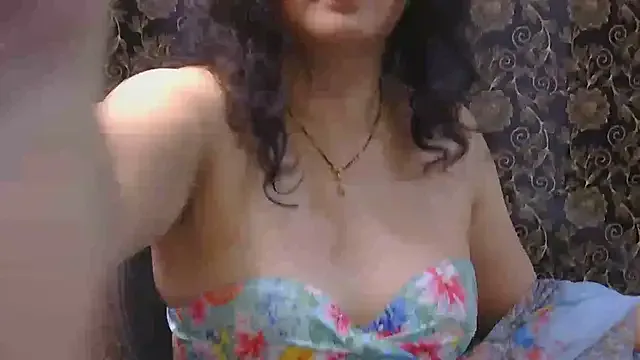 MilkyQueen69 — 10 min Pussy Fuck With Cucumber