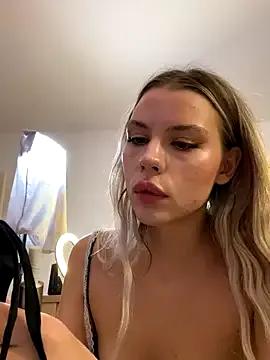 MistressMommyKate's avatar