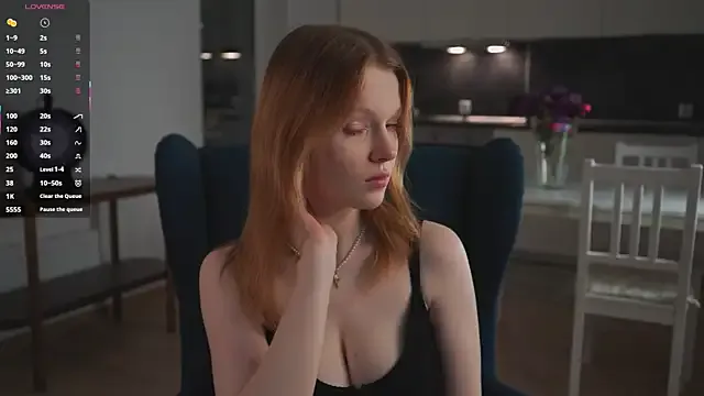 MollyBushh on StripChat 