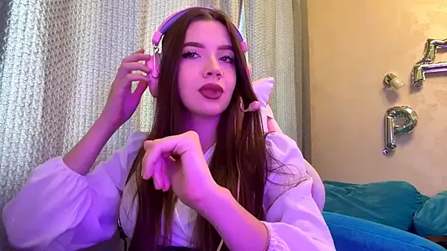 NadaBajko on StripChat