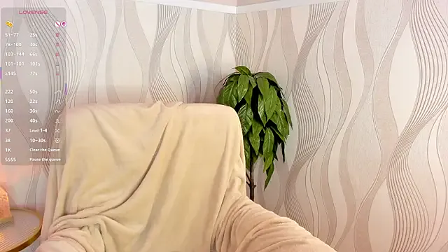 Nelly_Kimm on StripChat 