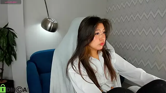 Nelly_Kimm on StripChat 