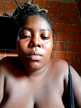 nini-will on StripChat 