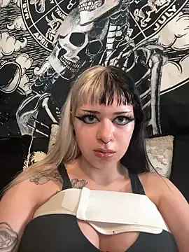 Paige_Turner — flash new tits