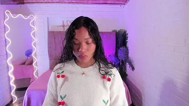 penelope_tay1 on StripChat 