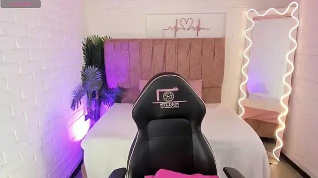 penelope_tay1 on StripChat 