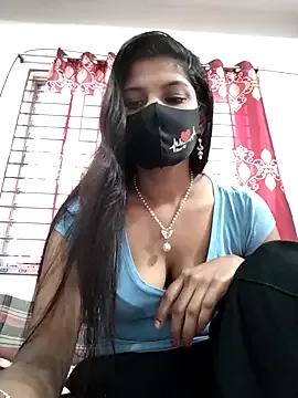 Queen-Any on StripChat 