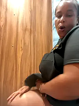 Realwetpussy — Make love with another women