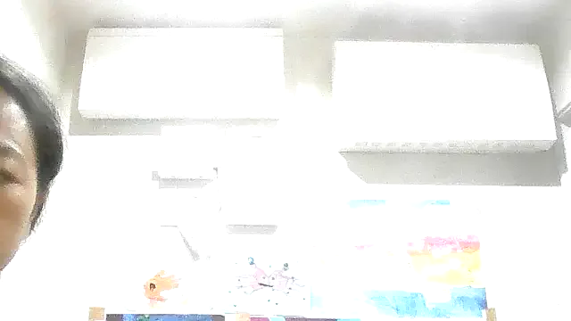 RIjiejie2 on StripChat 