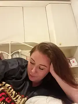RosieMilff — SPIT AND GRAB TITTIES 