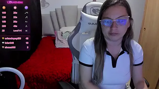samantha__wilson on StripChat 