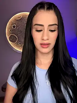 SarahhSmitth1 on StripChat 