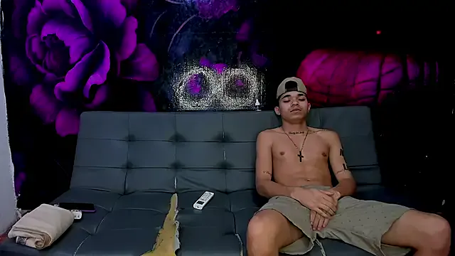 SeecretPartys on StripChat