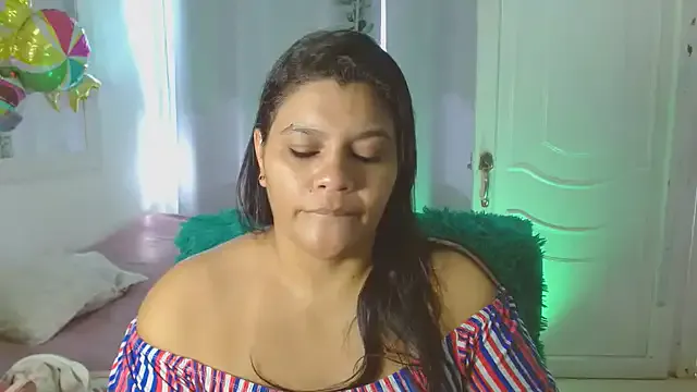Selenna01 on StripChat 