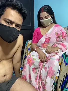 SEXI-bhabhi-rimi — show boobs