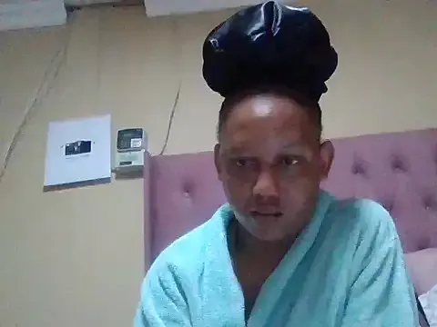 ShooingBunch on StripChat 