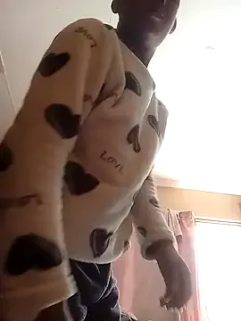 ShooingBunch on StripChat 