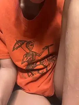 sunnset24 — show open pussy/up close