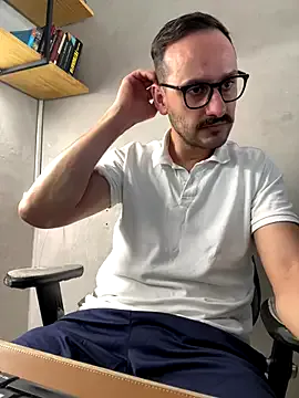Superdad — Show chest