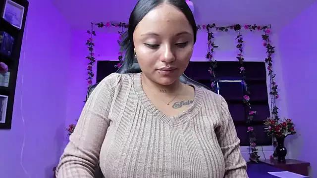 sweelanna__ on StripChat 